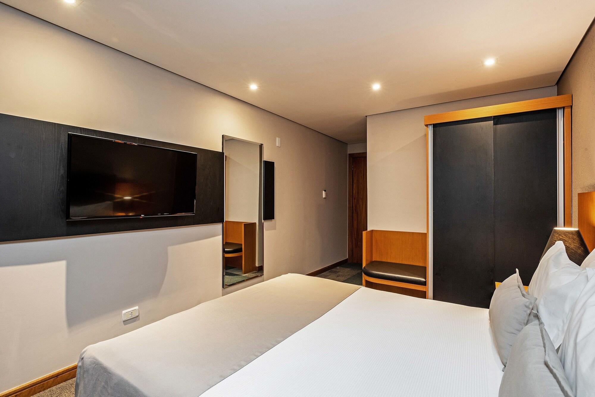 Hotel Slaviero Batel